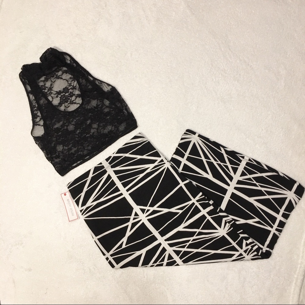 Bisou Bisou Midi Skirt